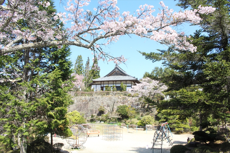 東濃屈指の霊場「飯髙観音 萬勝寺」